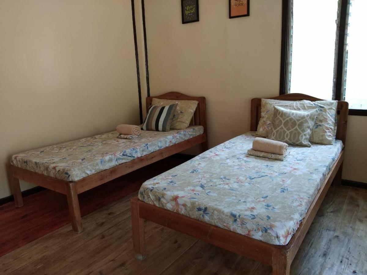 Nelmann'S Nipa Huts Hotell San Vicente  Eksteriør bilde