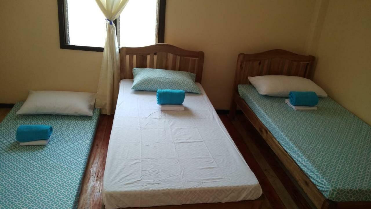 Nelmann'S Nipa Huts Hotell San Vicente  Eksteriør bilde