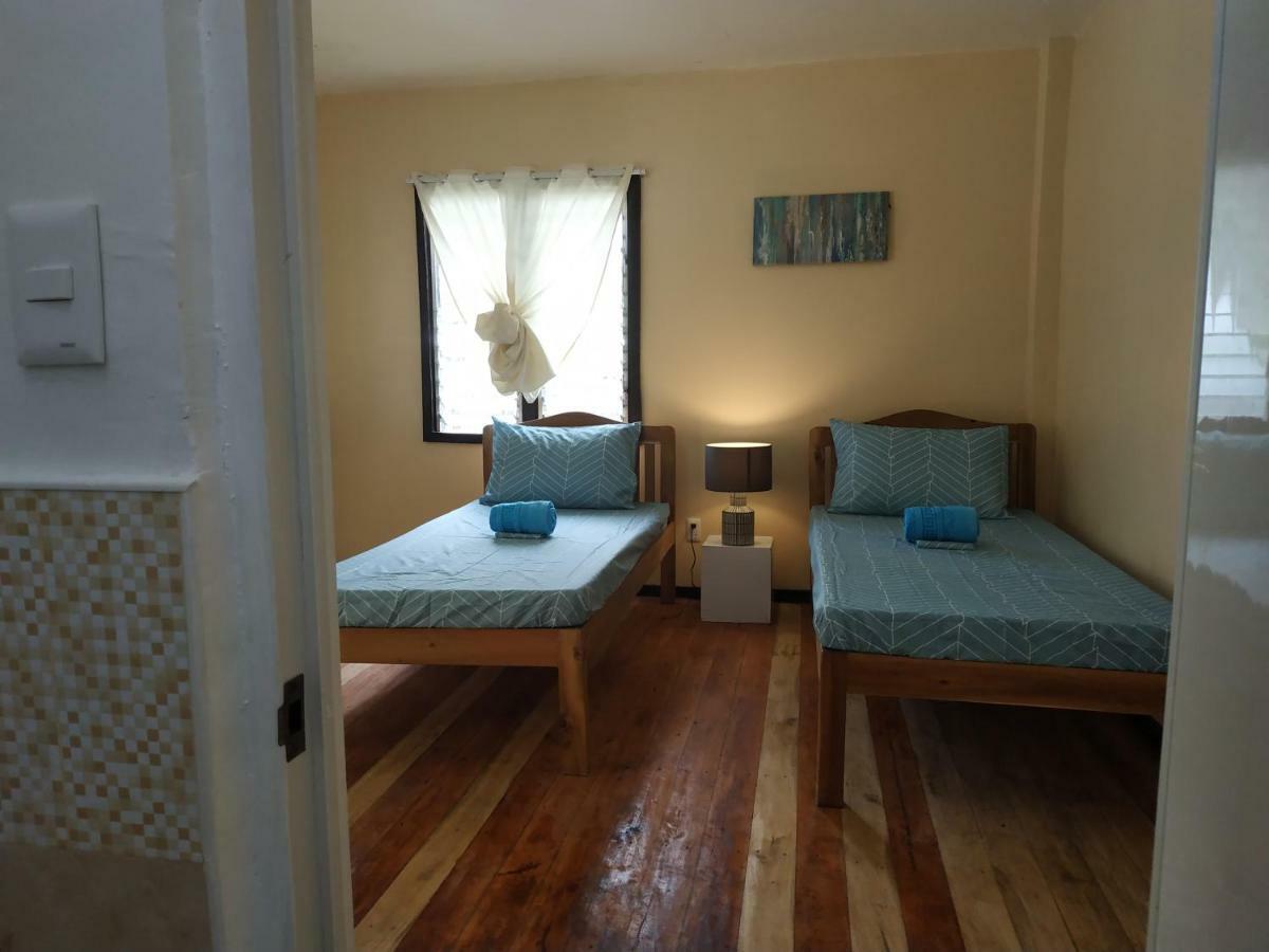 Nelmann'S Nipa Huts Hotell San Vicente  Eksteriør bilde